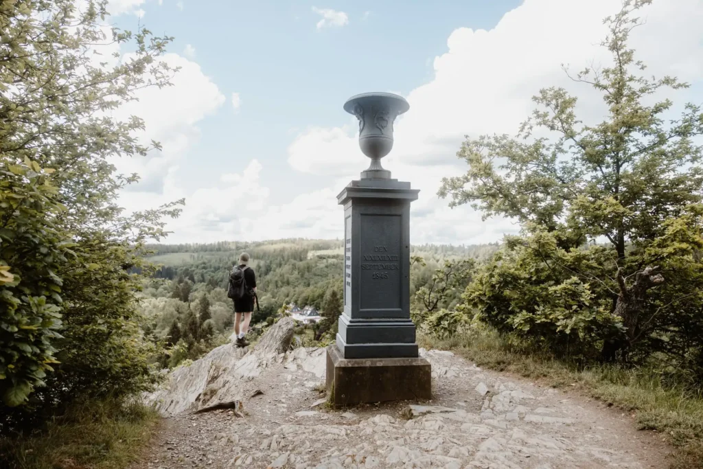 Verlobungsurne im Selketal – Denkmal und Aussichtspunkt.
